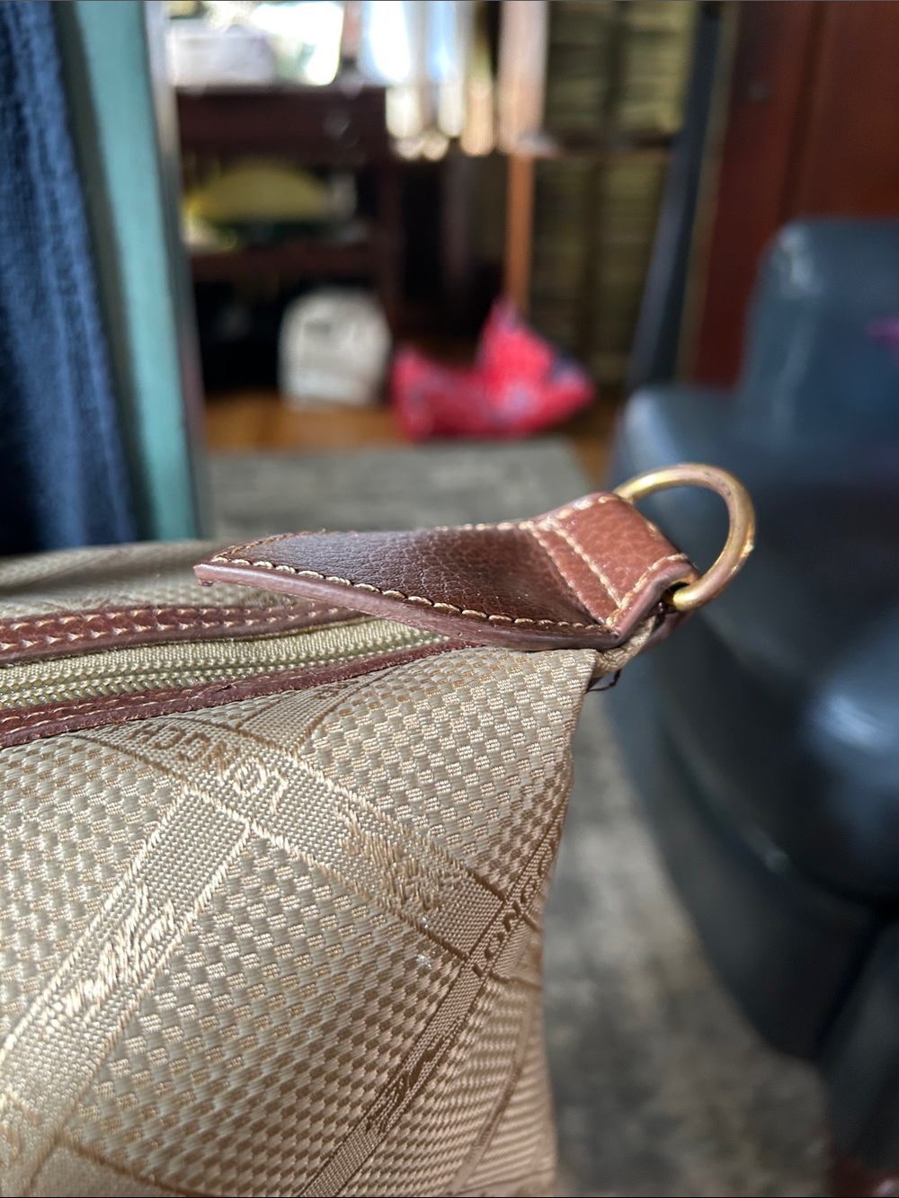 Longchamp Vintage Beige and Brown Tote with Logo Monogram Pattern - Picture 4 of 16